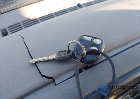 1999 Chevrolet Suburban 1500 Lt from USA, damaged, VIN 3GNFK16R8XG220001